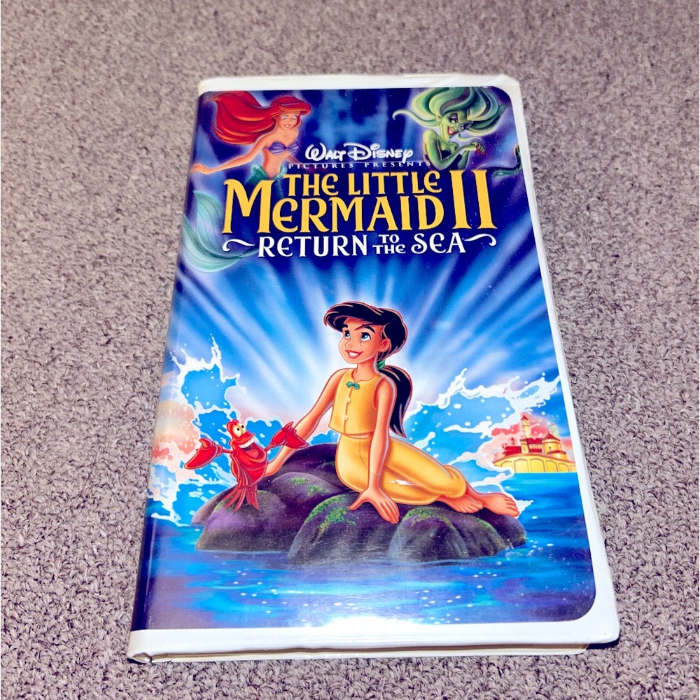 ~6/$10 MOVIES VHS/DVDS~ The Little Mermaid II: Return To The VHS Movie 2000